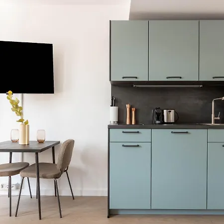 Hotel apartamentowy Limehome Luise Henriette Str - Digital Access *
