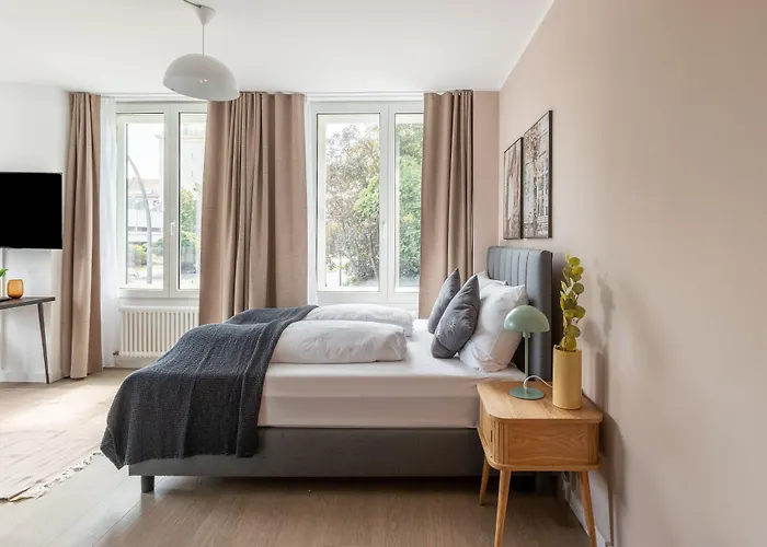 Limehome Luise Henriette Str - Digital Access Apartahotel Berlín