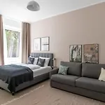 Limehome Luise Henriette Str - Digital Access برلين